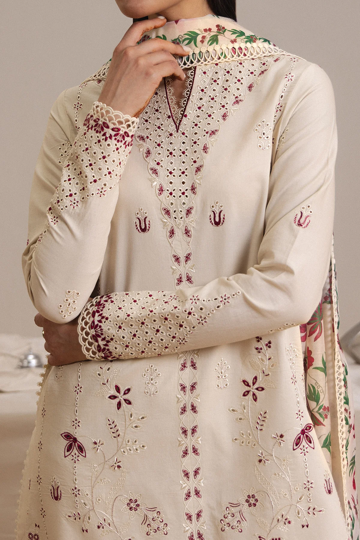 BLANCHE - Image 3