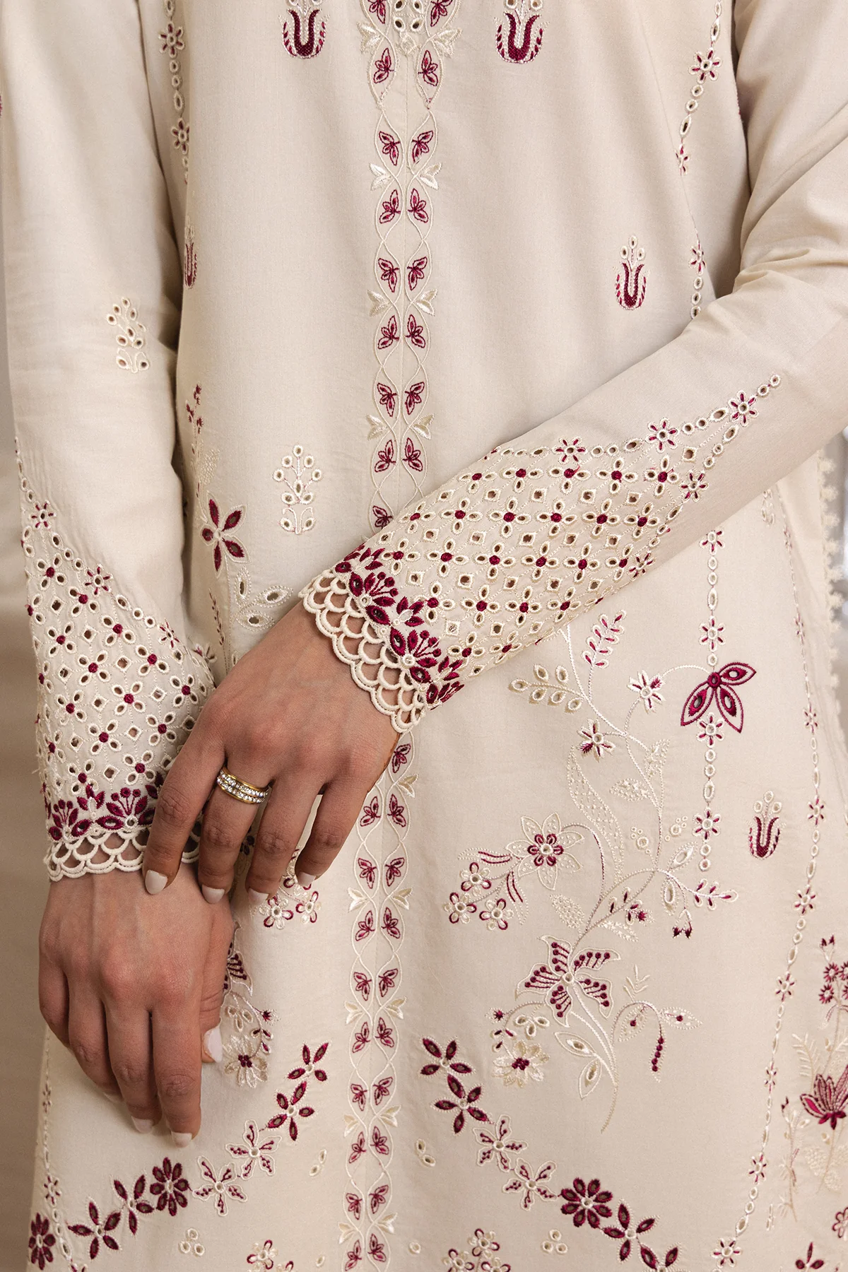 BLANCHE - Image 5