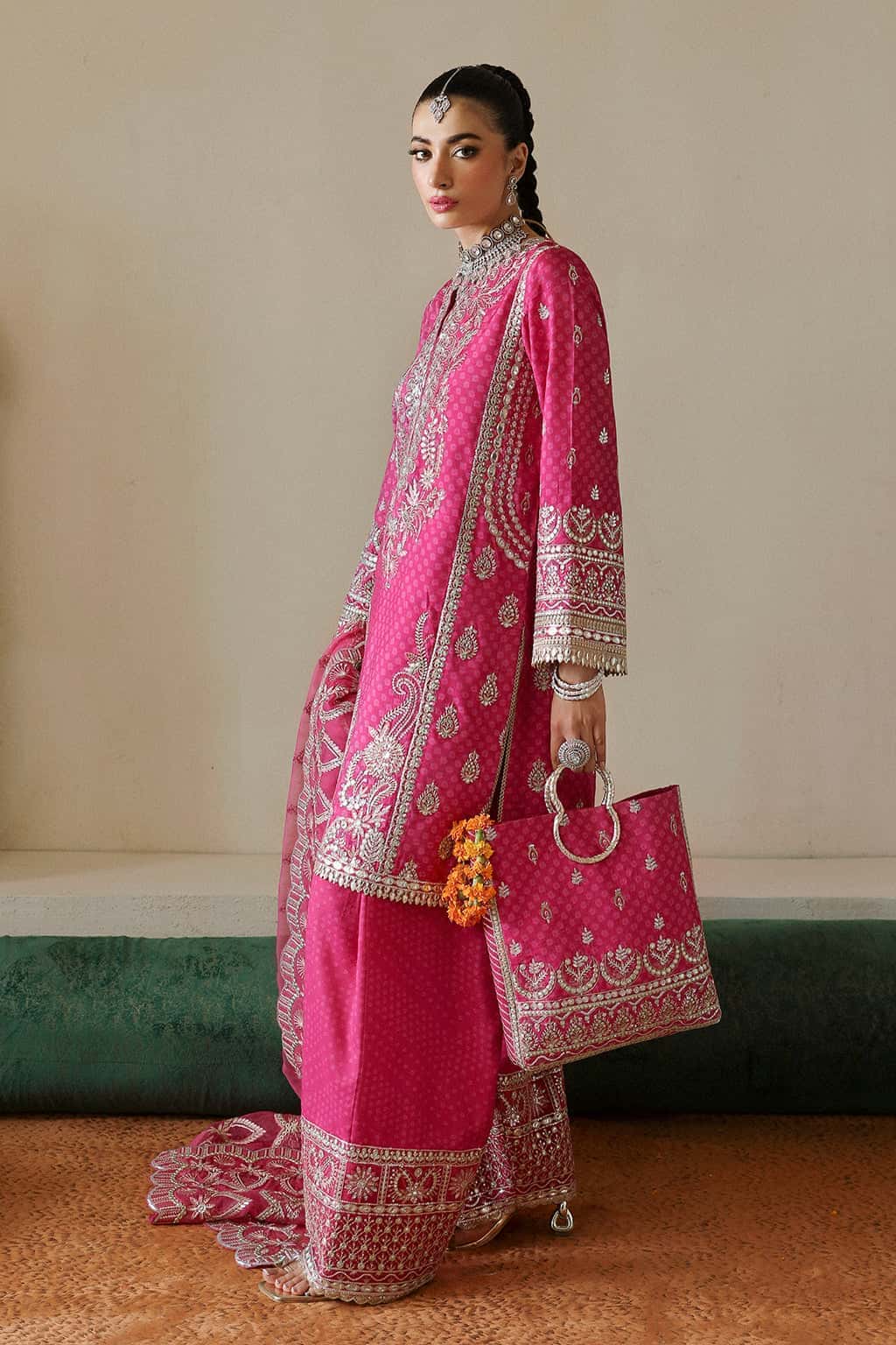 Yasmin - Image 6
